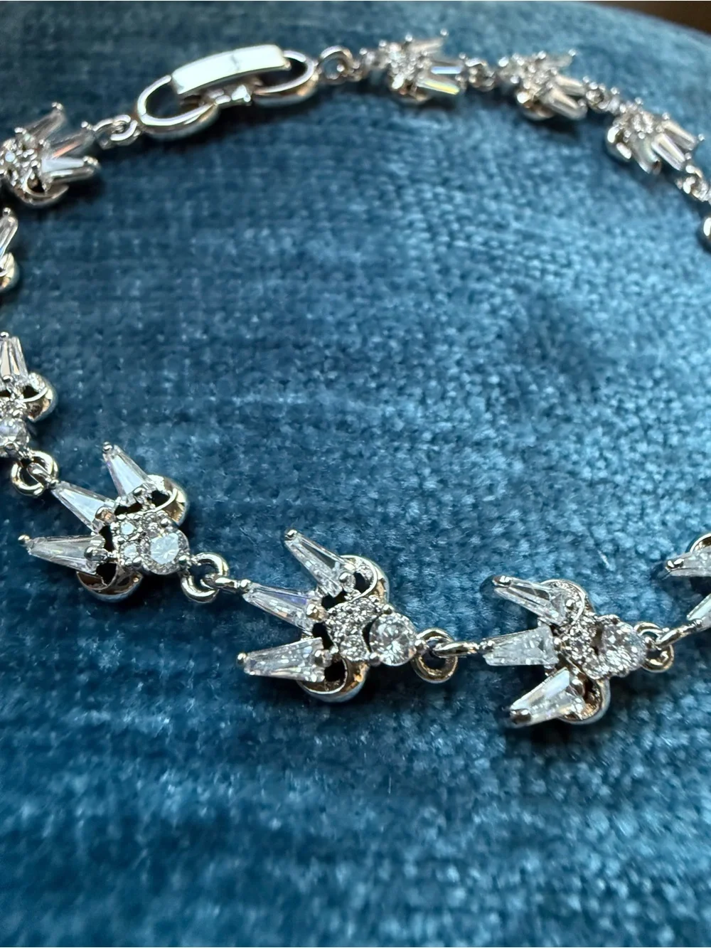 NEW! 14k white gold over brass Sparrow Link Bracelet - 7”